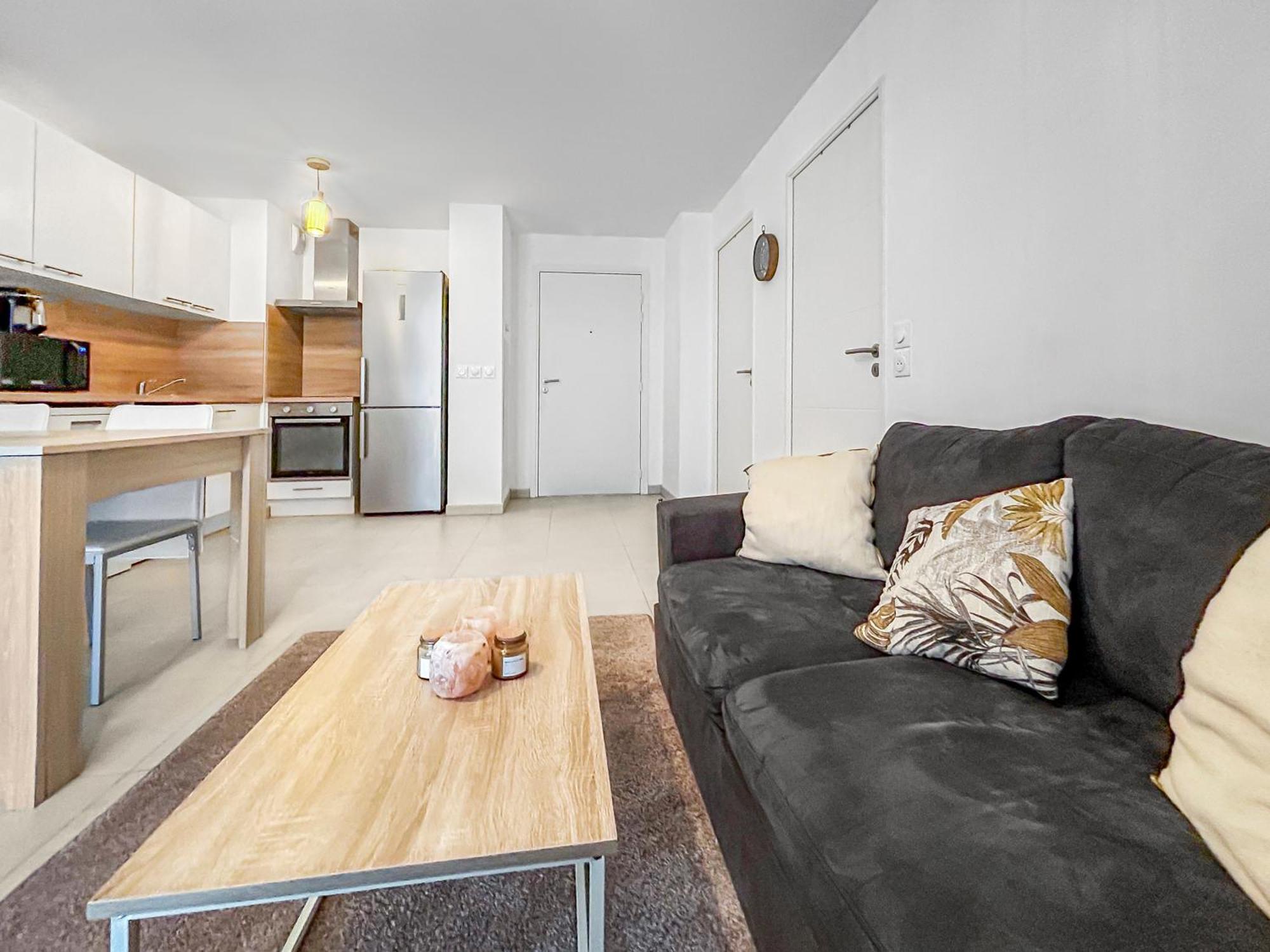 Appartamento Cosy Equipe - Sejour Ideal A Nizza